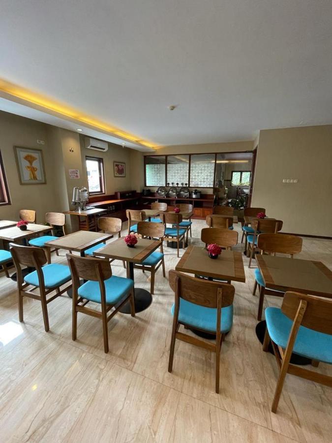 Biz Hotel City Center Ambon Ngoại thất bức ảnh