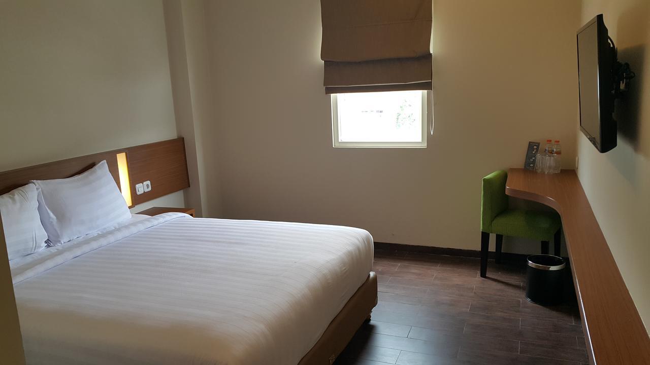 Biz Hotel City Center Ambon Ngoại thất bức ảnh